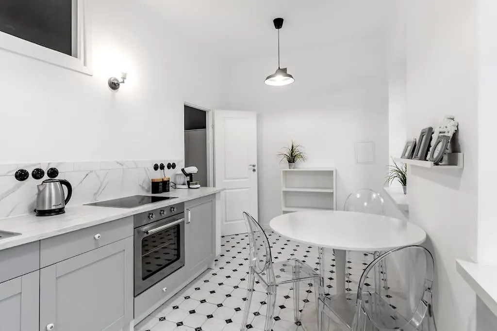 Close-Urban Chic - Stare Miasto - One Bedroom Apartment - Mostowa Warsaw 0*,